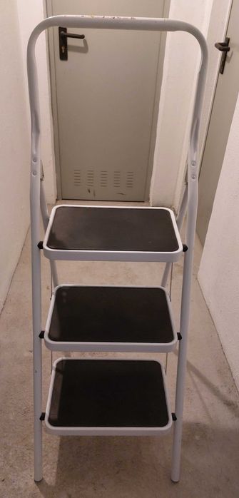 Escadote Dobrável Aço 3 Degraus NOVO