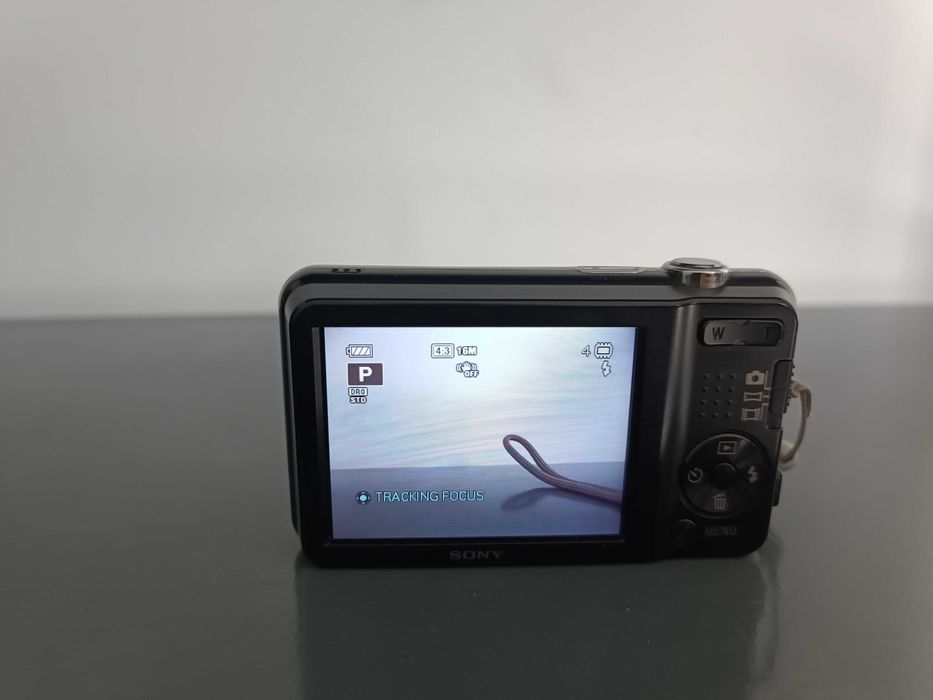 Sony w710 16mp 5x