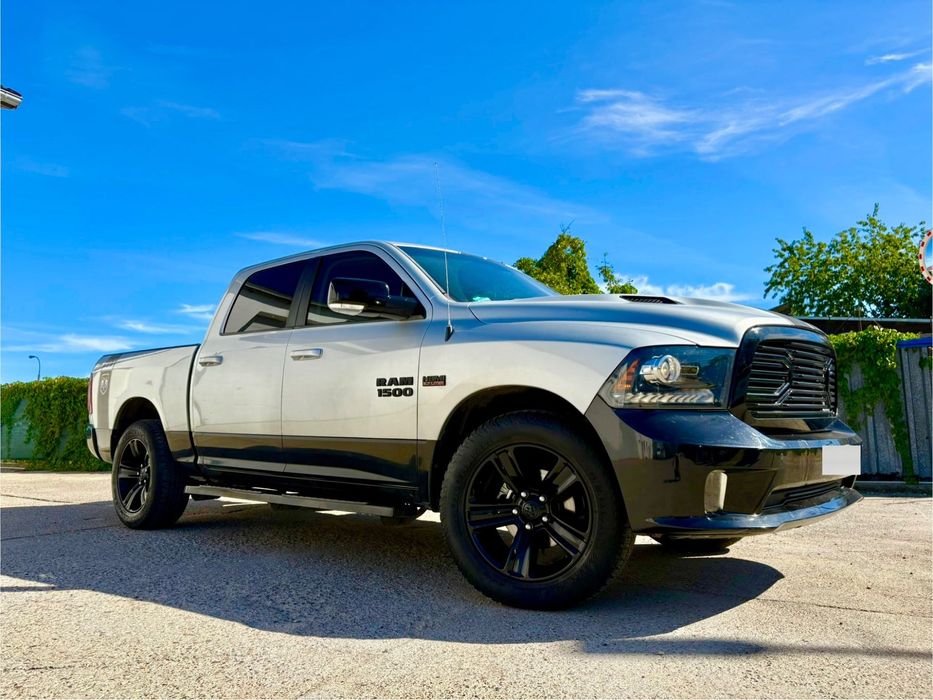 Dodge RAM RAM HEMI 5,7 + gaz wersja sport