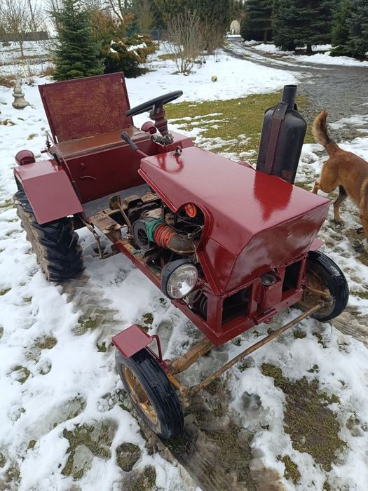 Traktorek ciągnik.sam