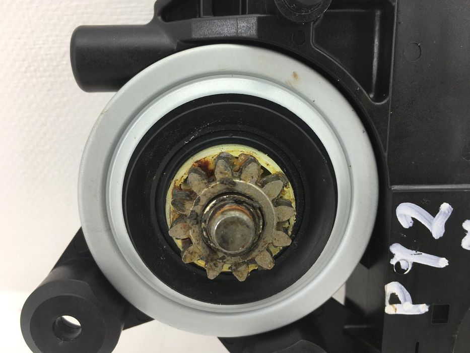 Моторчик склопідйомника передній лівий VOLVO V50 P12 2010-2012 (з блок