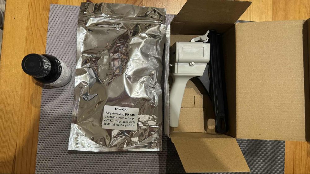 Klej metakrylowy do plastiku