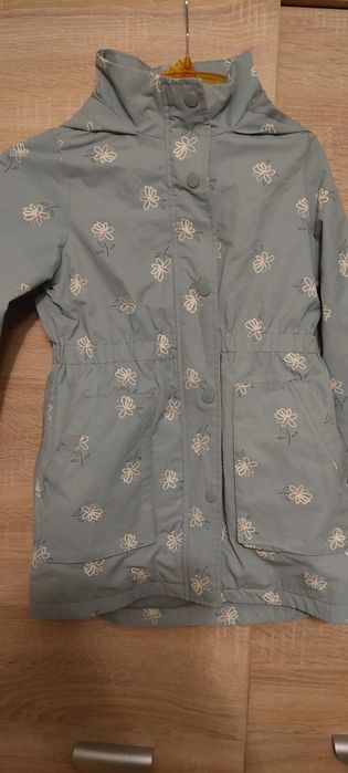 Kurtka  wiosenna  roz 128