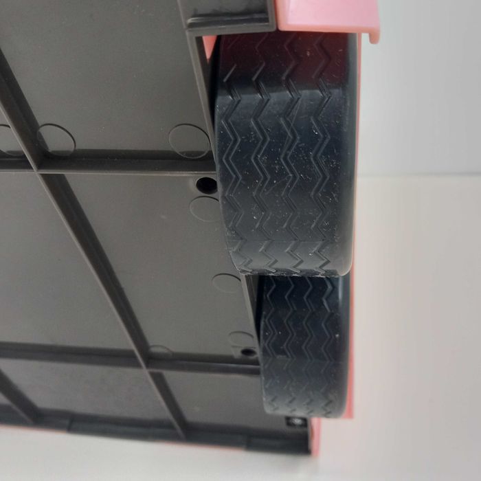 Our Generation: przyczepa do przewozu koni