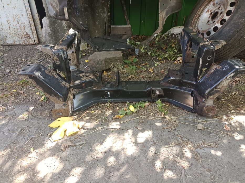Підрамник Volkswagen-т4