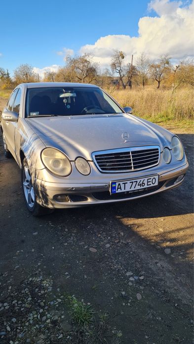 Mersedes - Benz  E211  2006