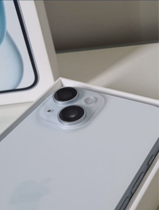 Iphone 15 128 gb stan jak nowy