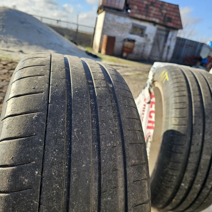 Michelin Pilot Super Sport 255/45 R19 одиночка