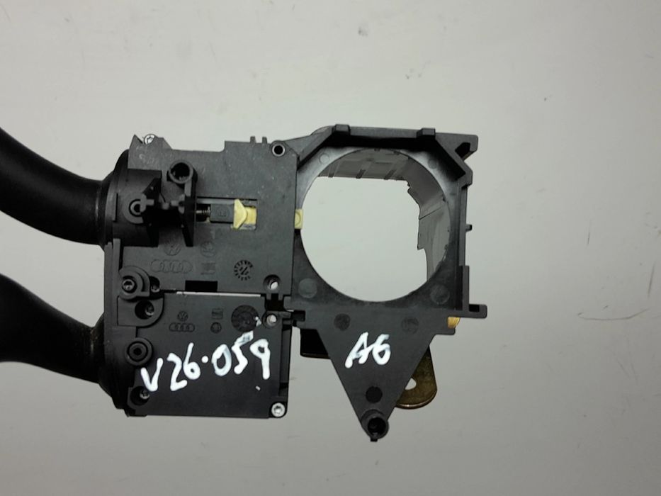 Manípulo de luzes AUDI A6 (4F2, C6)