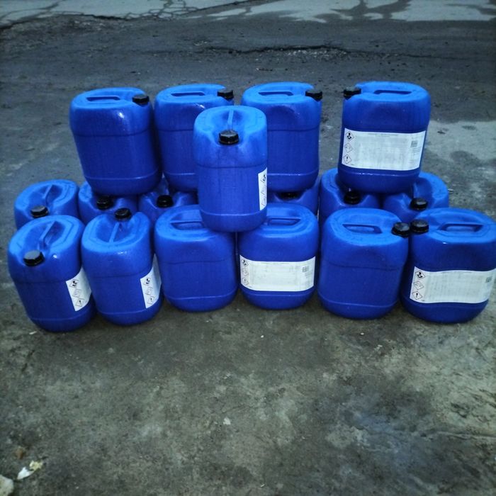 Продам каністри на 35л бу не миті! Треба сполоснути.