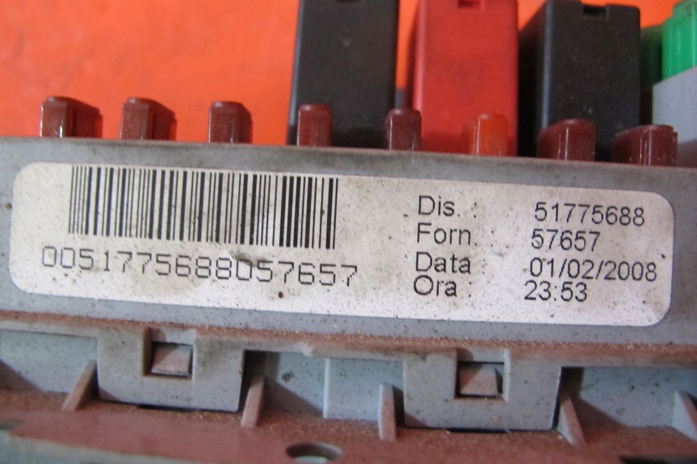 fiat bravo ii 2 moduł skrzynka bezpieczników 51775688