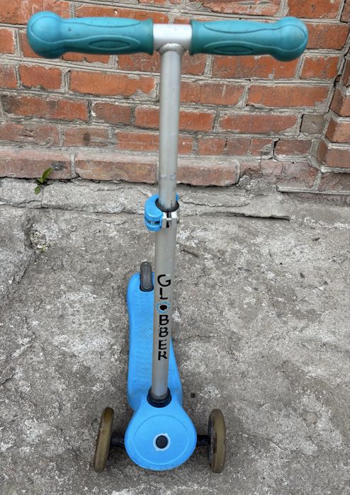 Продам дитячий самокат