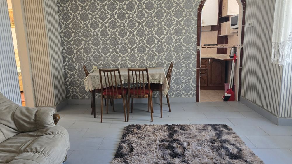 2 кім квартира, центр, біля університету, окремі кім, оплата помісячна