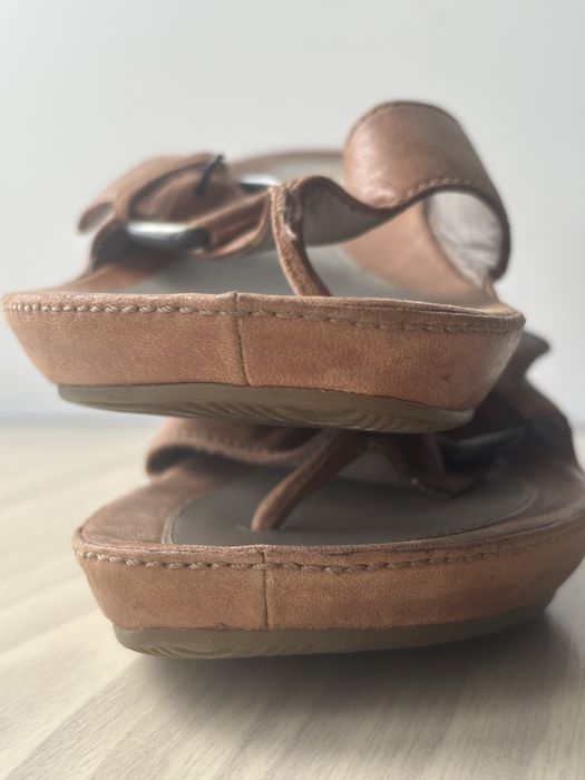 Ecco кожаные  вьетнамки 39р