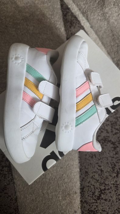 Buty adidas r 27