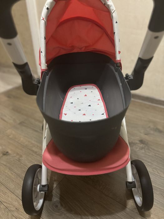 Коляска для кукол