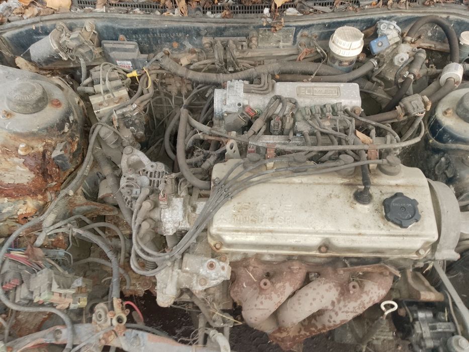 Mitsubishi Galant 7 (1992-1998) автошрот авторозборка запчастини