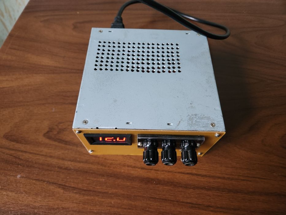 Блок живлення 300 ватт.