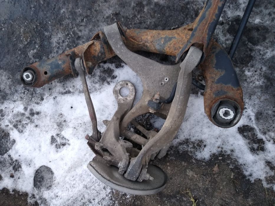 Zawieszenie tył audi a4 B8 komplet