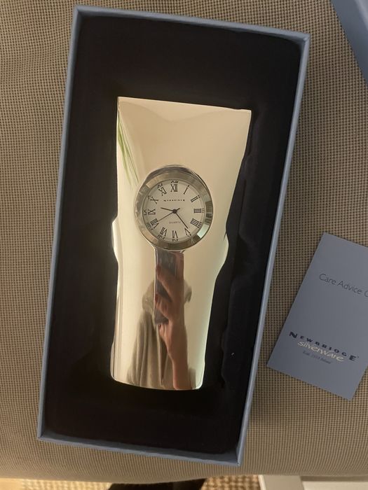 Zegarek zegar stojący biurkowy Newbridge Silverware