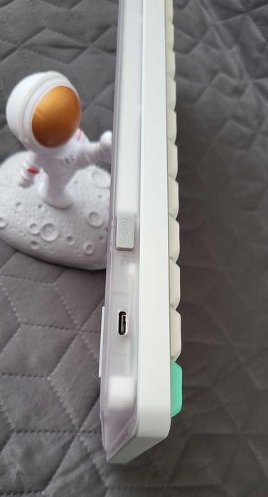 мех.клавіатура Nuphy Air75 v3(low\2.4G\BT\Knob\RGB\PBT\gasket)