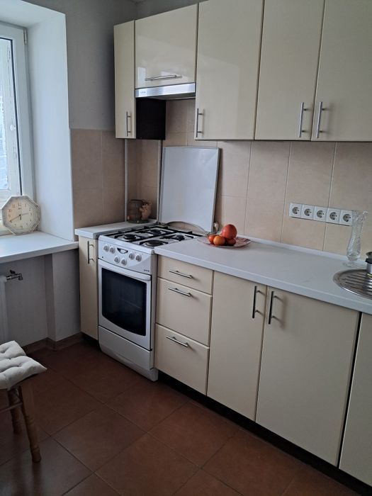 Здаю в оренду 3-х кімнатну квартиру. Вишневе (центр)