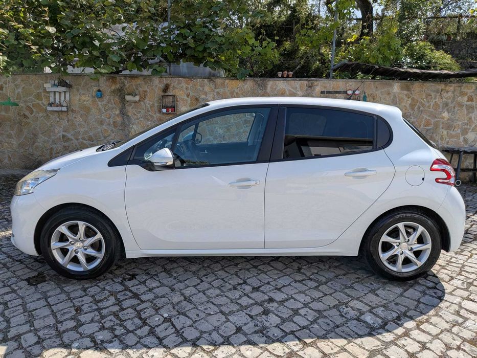 Peugeot 208, 2015 - 133.000 km