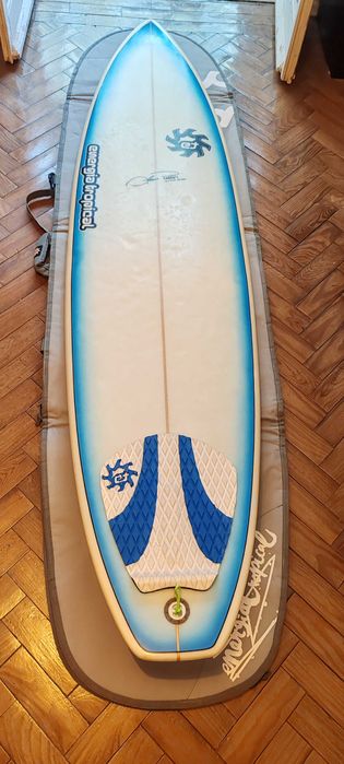 Prancha de Surf pouco usada.