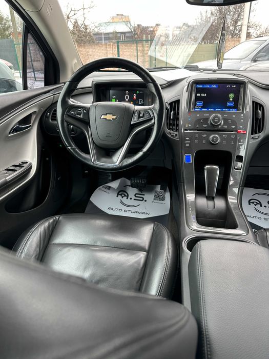 Продам  Chevrolet Volt 2012 рік можлива розстрочка,кредит,обмін!