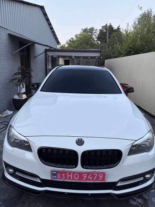 BMW F10 528i продам