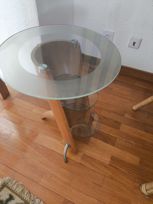 Mesa de apoio de sala