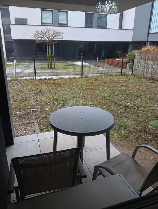 Pokoje do wynajęcia  za 1200zł w spokojnej okolicy Olechowa!!!