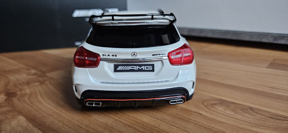 1:18 GT Spirit Mercedes GLA 45 AMG
