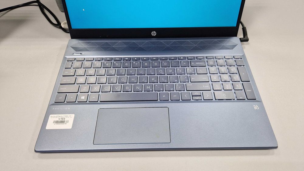 Ноутбук HP Pavilion i7-8565U/16/1 ТБ/ NVIDIA 4 гб