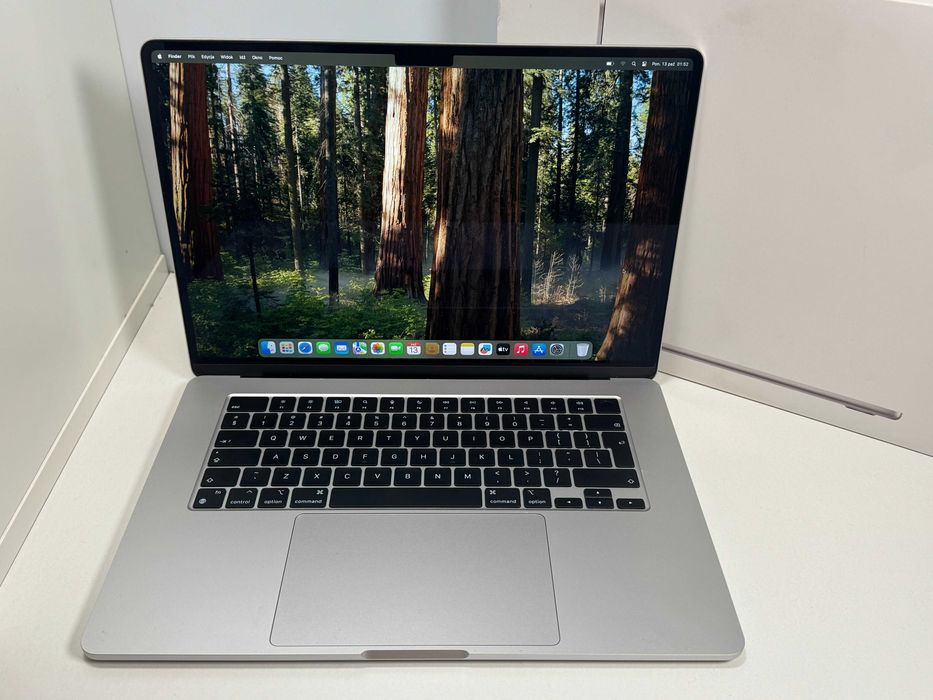 MacBook Air 15 2023 M2 98% Kondycji 8GB 256GB Super Stan Pudło Gwaranc