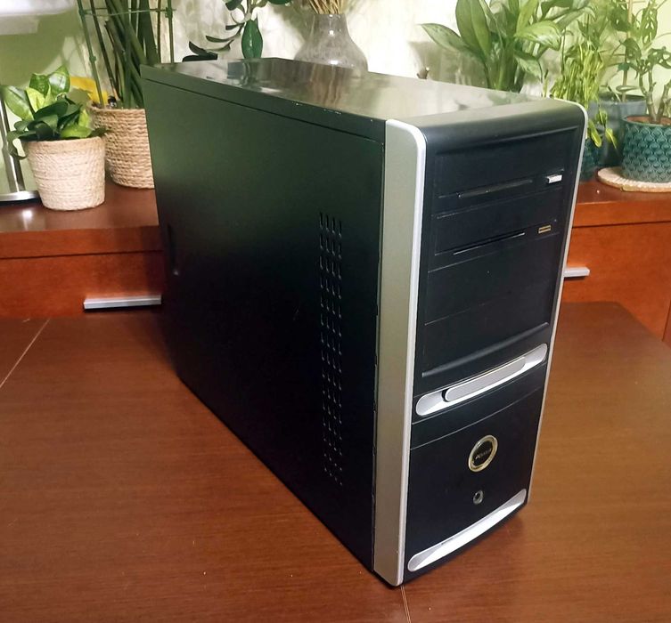 Komputer AMD Phenom II X4 16GB RAM SSD 250GB + HDD 500 GB | komplet
