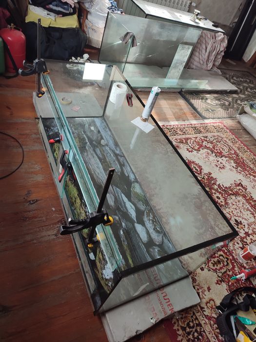 Аквариумы и их ремонт