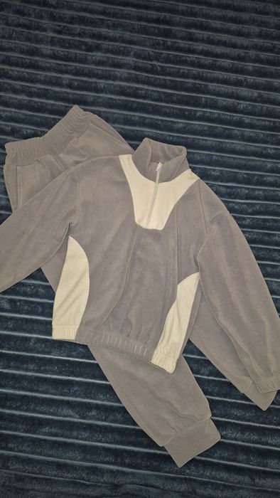 Спортивний костюм. Велюровий термо костюм 128 р.