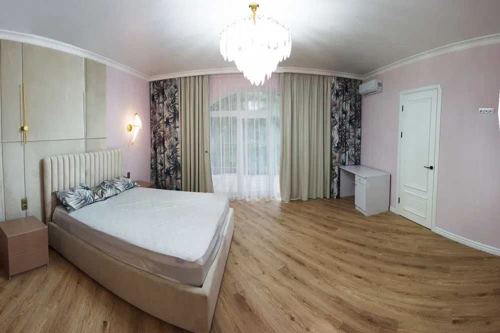 D1C  Сдам дом в Парк хаус, ул. Батумская