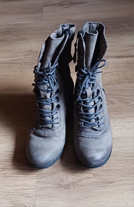 Buty botki  rozmiar 39