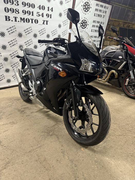 Японский мотоцикл Honda CBR 400R из Японии Хонда СБР 400 Р