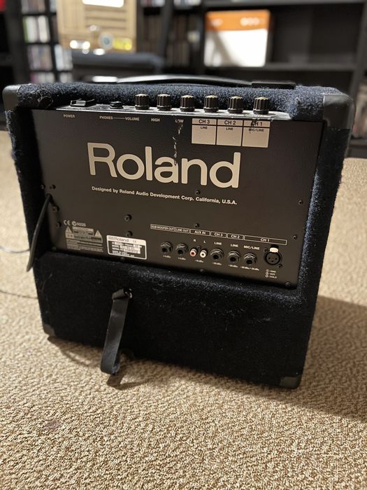 Amplificador Roland KC60