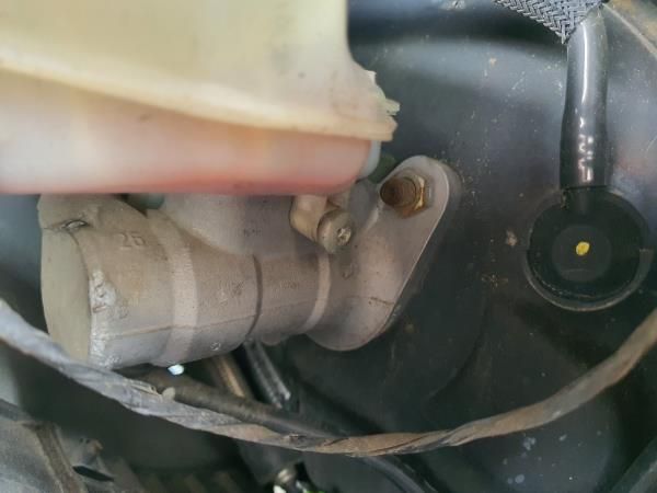 Bomba central dos travões LAND ROVER Freelander 2 (L359)