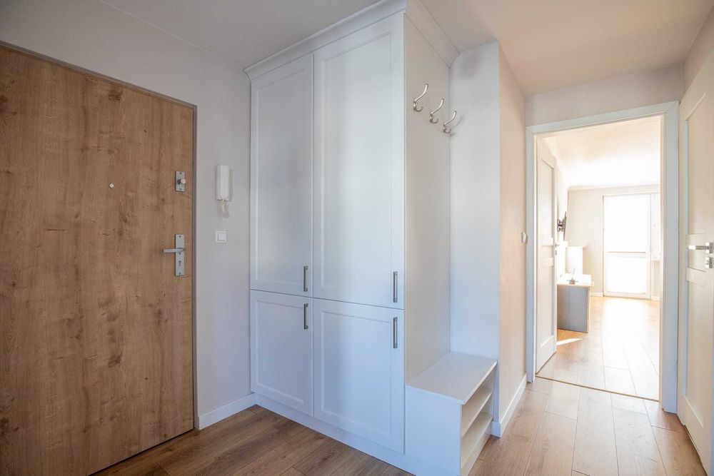 Do wynajęcia mieszkanie, wysoki standard. 50m2., parter.al. 1000-lecia