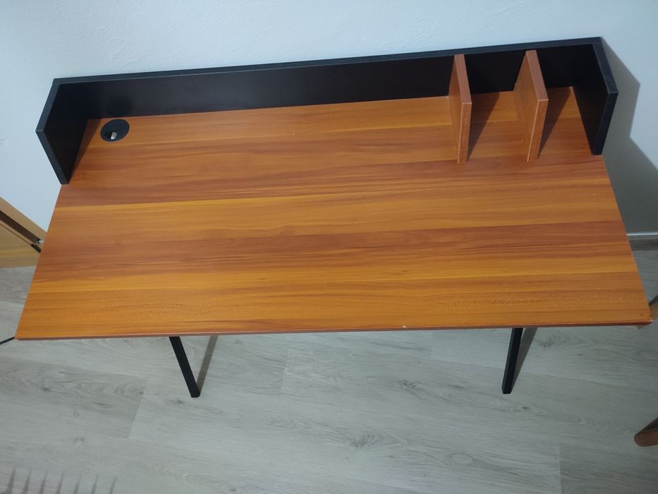 Secretária 100x50x84 cm