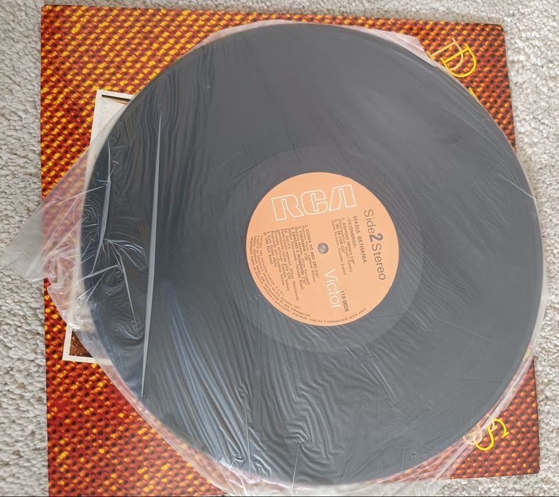 Vinil de Maria Bethânia- Dezembros