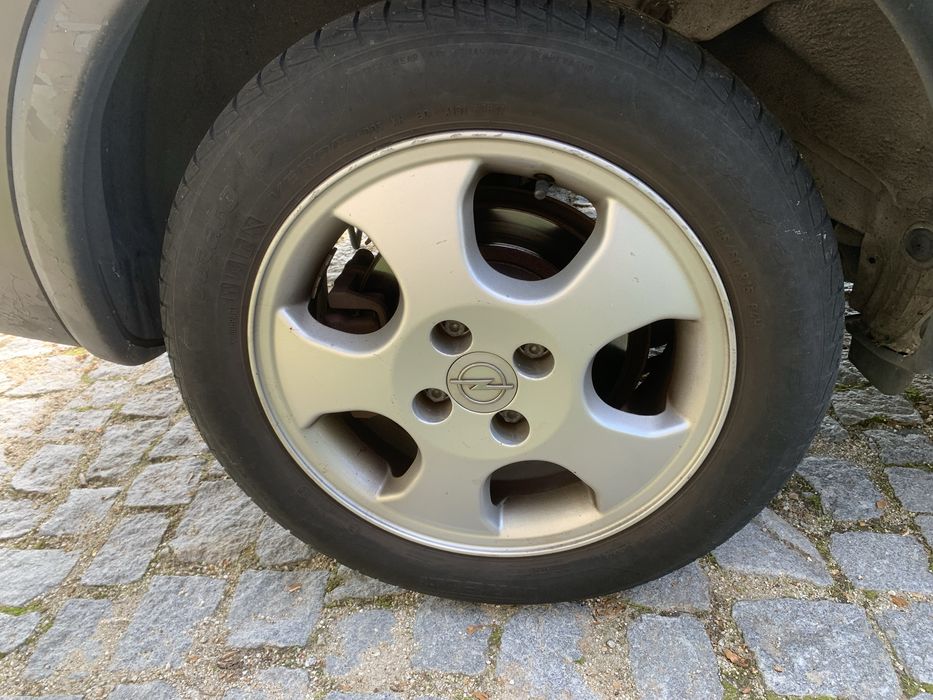 Dois jogos jantes opel 15 4x100