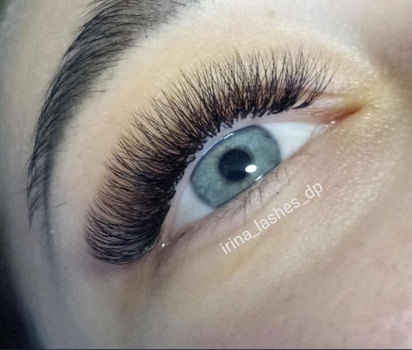 Перемога Дбайливе нарощування вій Победа Наращивание ресниц