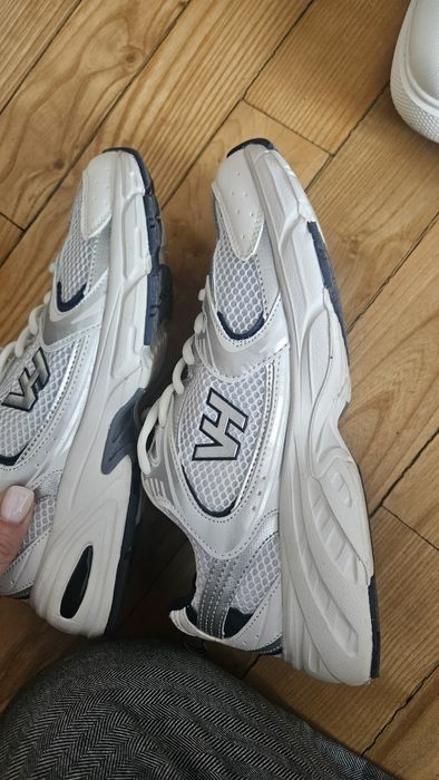 Damskie adidasy 41