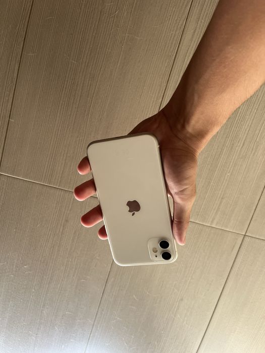 iPhone 11 Branco – 256 GB | Estado Impecável